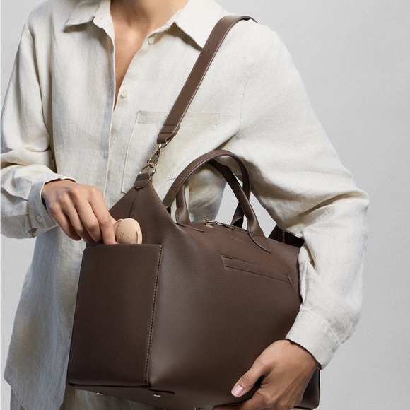 Chic Brown Leather Women's Mina Baie Midi Baby Bag - Picture 3 of 3